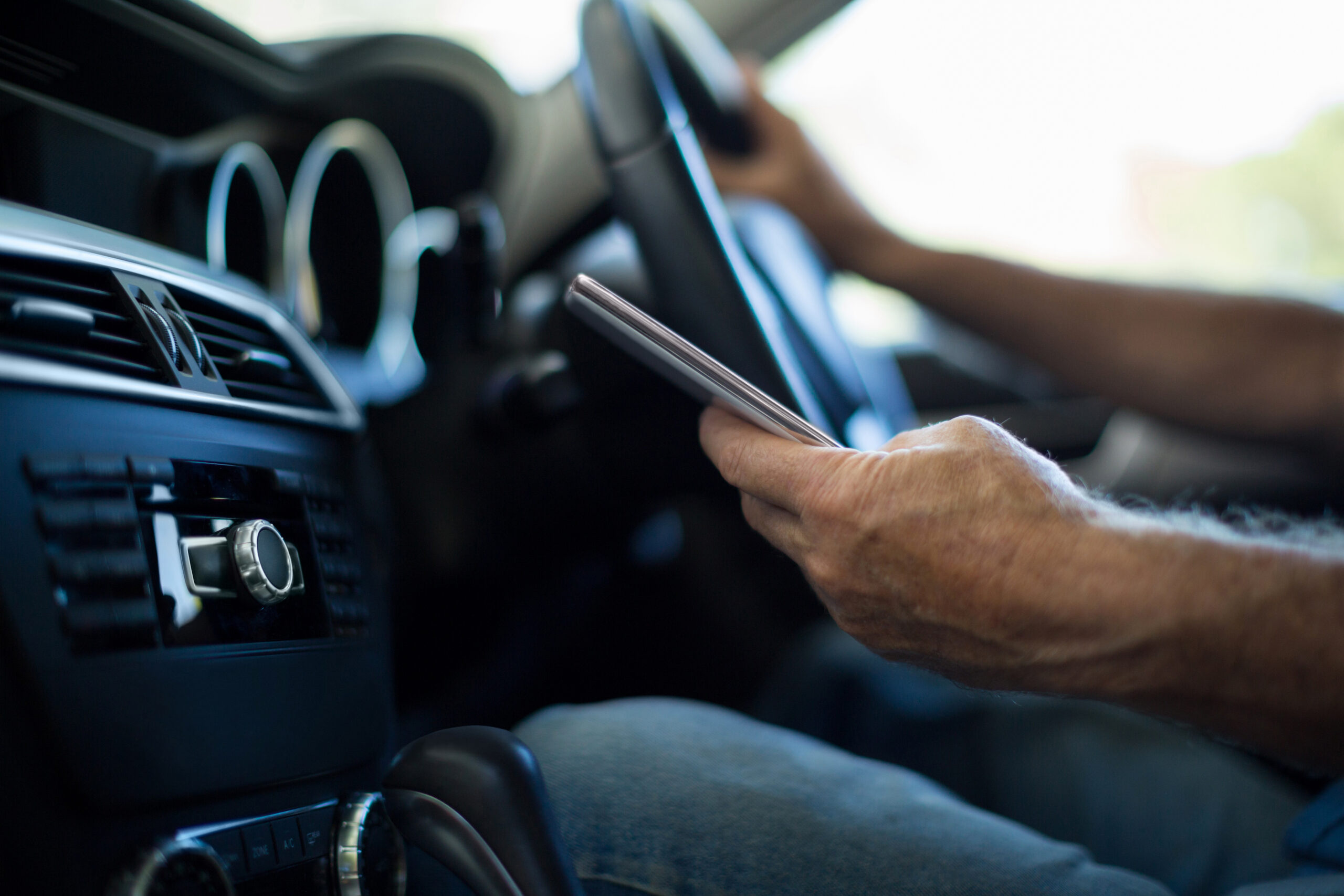 Distracted Driving Accidents: What Evidence Can Prove Fault?